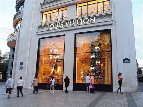 buying louis vuitton in paris airport|louis vuitton store paris france.